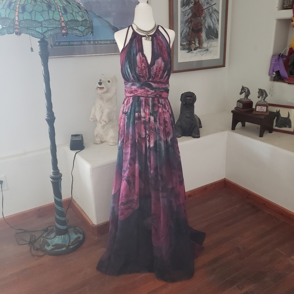 Marchesa notte size 4 dress with flaw